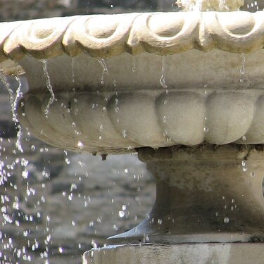 7. May photo a day / Fountain