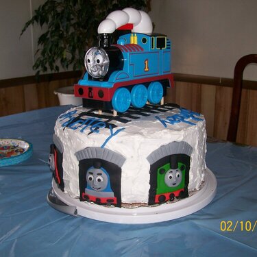 Thomas And Friends Cake