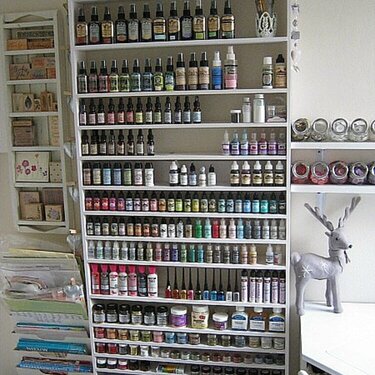 *my scraproom* paint rack