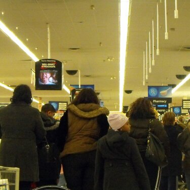 2008-12 #19. Shopping Crowd (9 pts)
