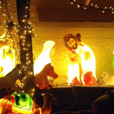 2008-12 #22. Nativity Scene (7 pts)