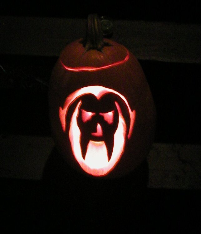 Vampire pumpkin with candle