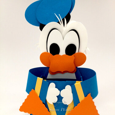 Donald Duck Punch Art Treat Holder