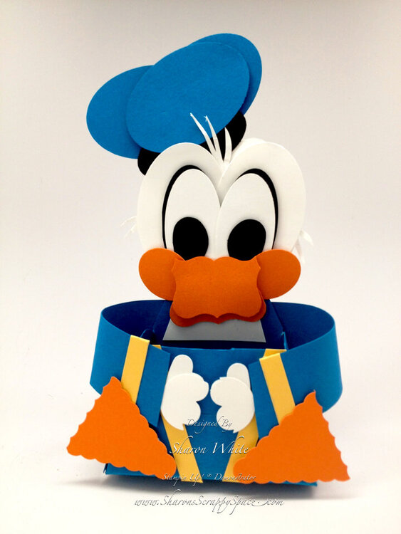 Donald Duck Punch Art Treat Holder