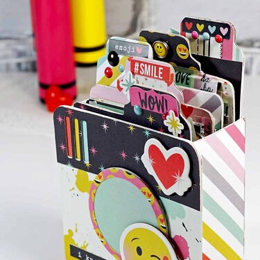 Emoji Love mini scrapbook