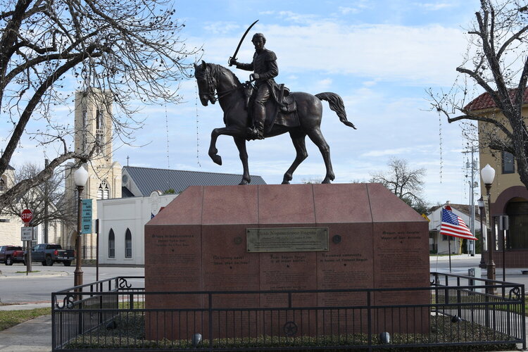 Juan Segun Statue