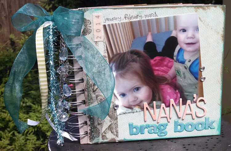 Nana&#039;s Brag Book