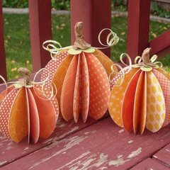 Pumpkin Centerpieces by Aly Dosdall