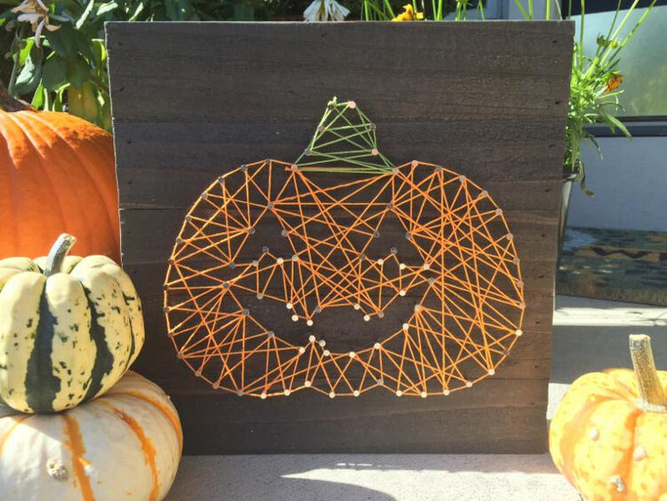 Jillibean Soup Fall/Halloween String Art kit - Carved Pumpkin/JackOLantern