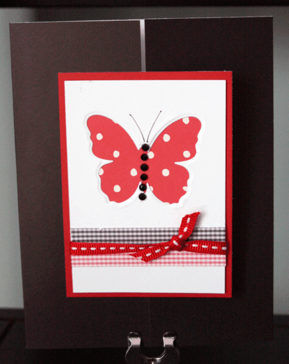 A muse studio stamps - Butterfly negative image