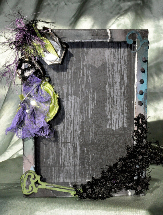 Grungy Black and Green 5x7 Scrapbooked Picture Frame