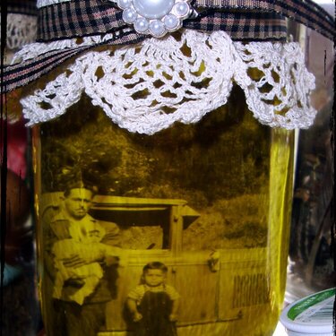 oil photo Jar