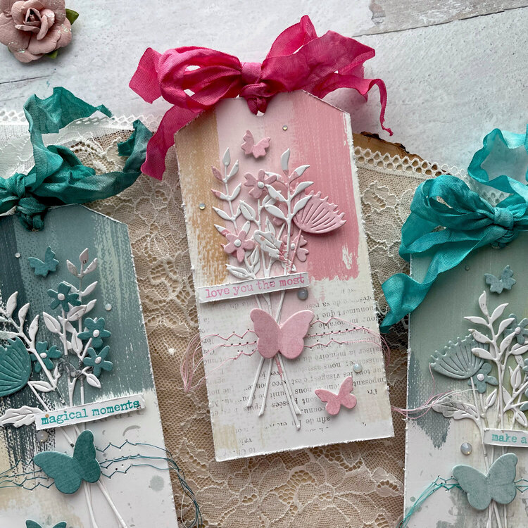 Monochromatic Floral Tags