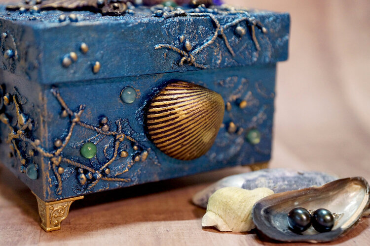 Mermaid Pearls Jewelry Box