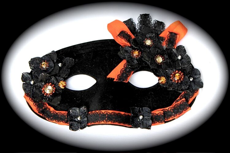 Halloween Mask 2012 *Swirlydoos Kit Club*