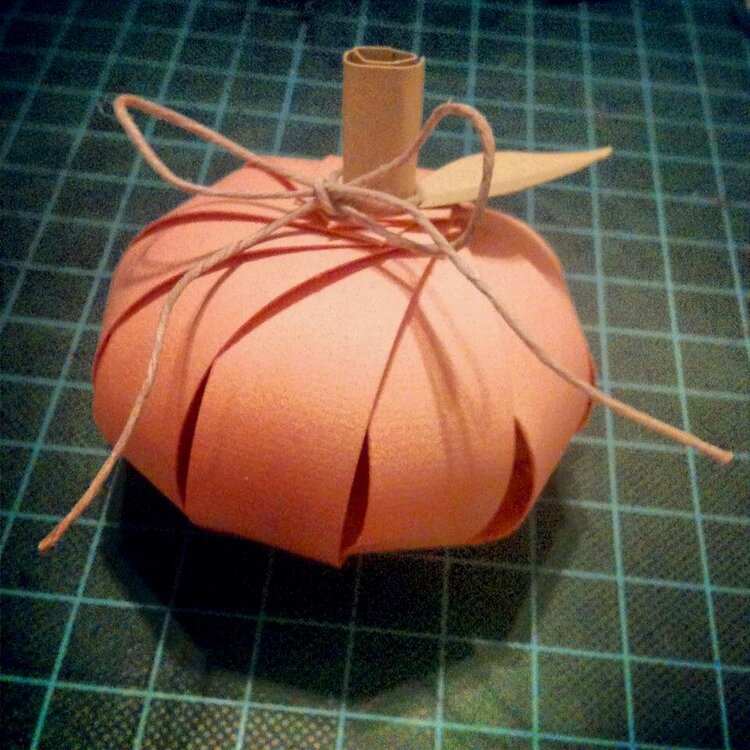 Little paper strip pumpkin