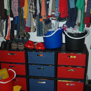 closet organization-behind on my challenge