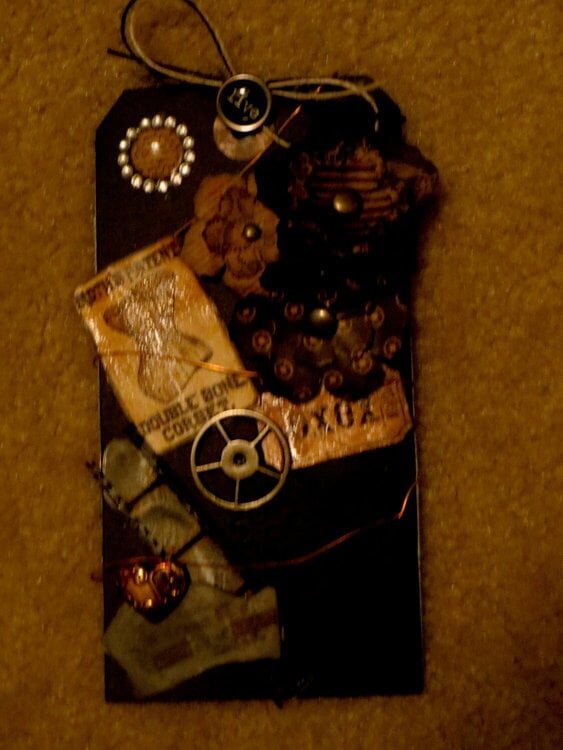 My second tag for Steampunk/Valentine tag swap