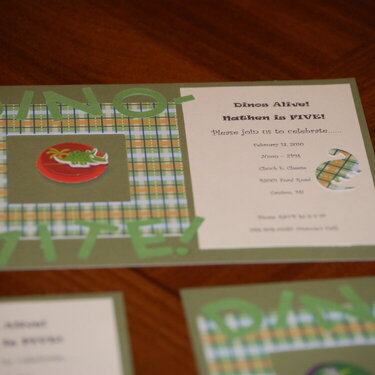 More dinosaur invitations