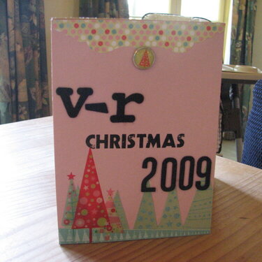 V-R Xmas Family Book
