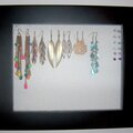 Earring organization