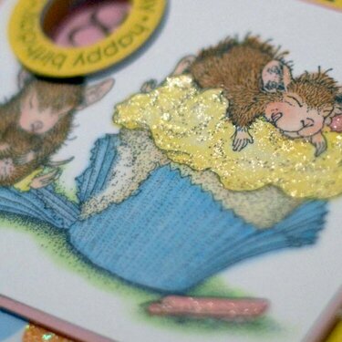 House Mouse Cupcake Card {close up}