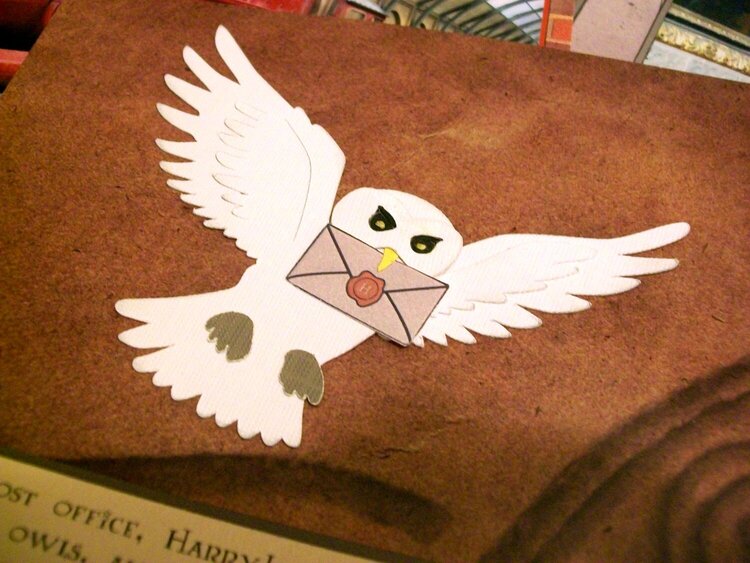 Wizarding World of Harry Potter - Owl Post (detail)