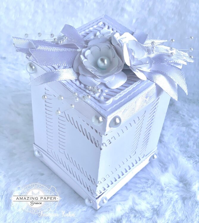 White Wedding Favor Box