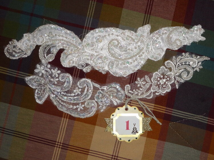 #1 Lace and Pearl Medallions