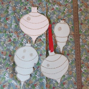 Xmas Paper baubles 2020.
