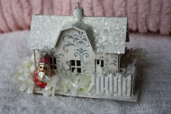 Miniature Decorated Melissa Frances Farmhouse