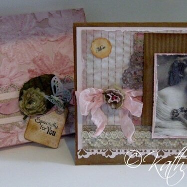 MIL Mothers Day card &amp; box