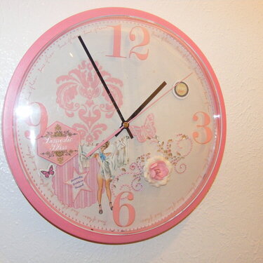 Scraproom Clock