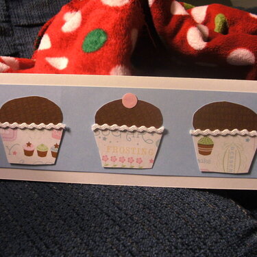 3 cupcake card