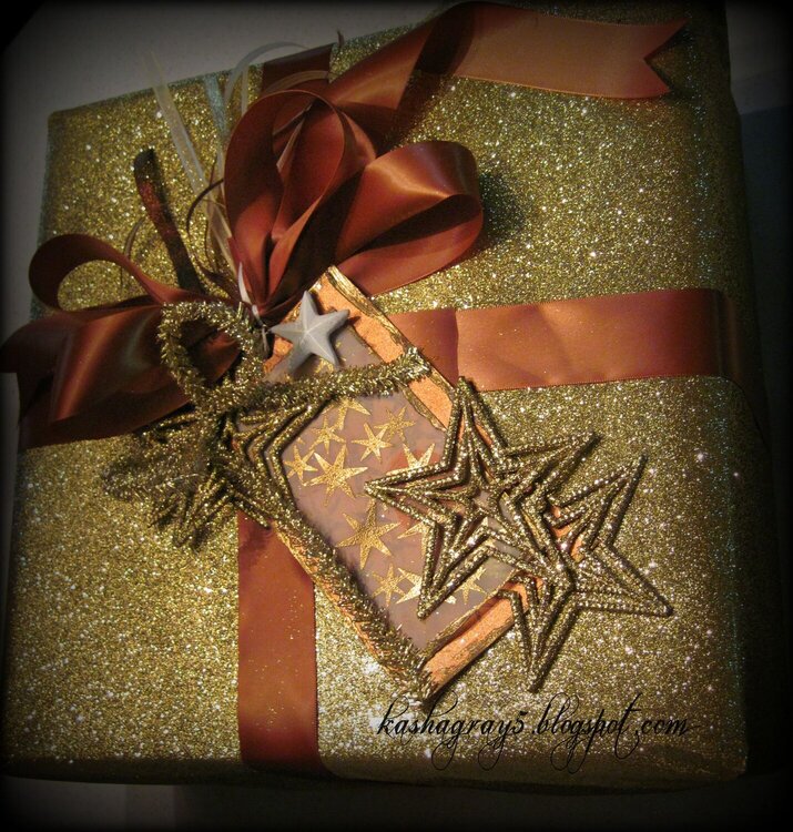 &quot;SOMETHING TATTERED&quot; Shooting Star Gift Tag DT project