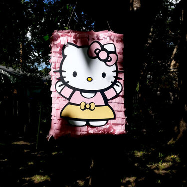 Hello Kitty Pinata