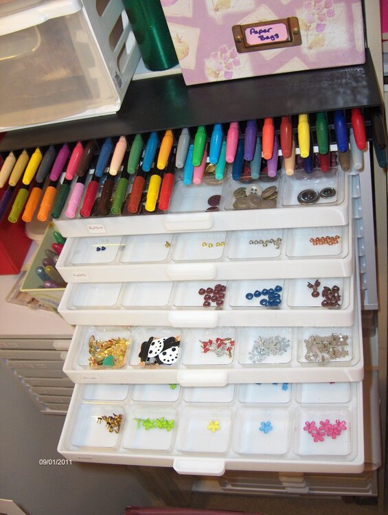 Markers &amp; embellishment organizers