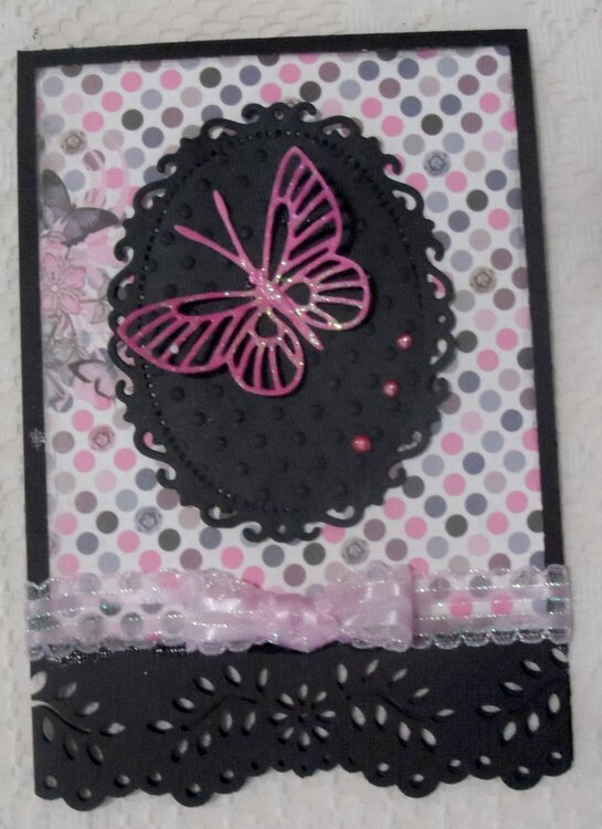 Blk / Pink Butterfly Card