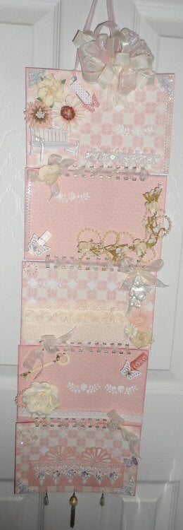 Tag/Card Hanger for Martica&#039;s swap
