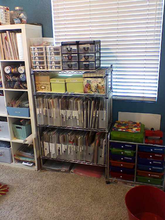 My scraproom--finally cleaned, purged, and organized!!