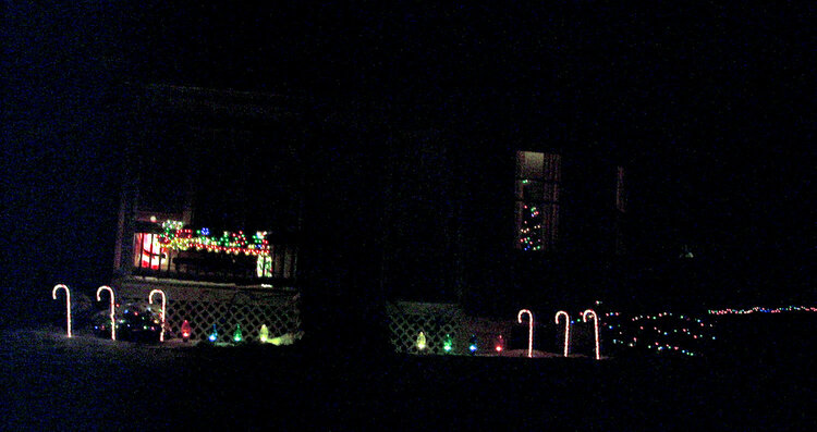 16. Outdoor Christmas Lights {7 points} + mini-challenge #1