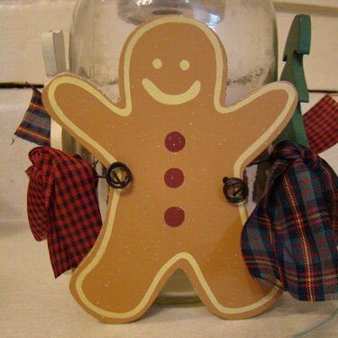 25. Gingerbread Man {5 pts}