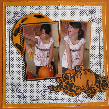Emily - carvin&#039; pumpkins 2007