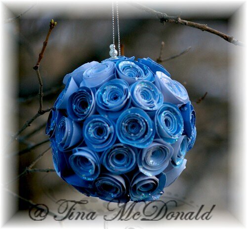 ~*  Rolled Flower Christmas Ornament *~ Paris Hilton Creativity