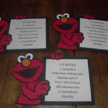Elmo&#039;s B-day invitation cards