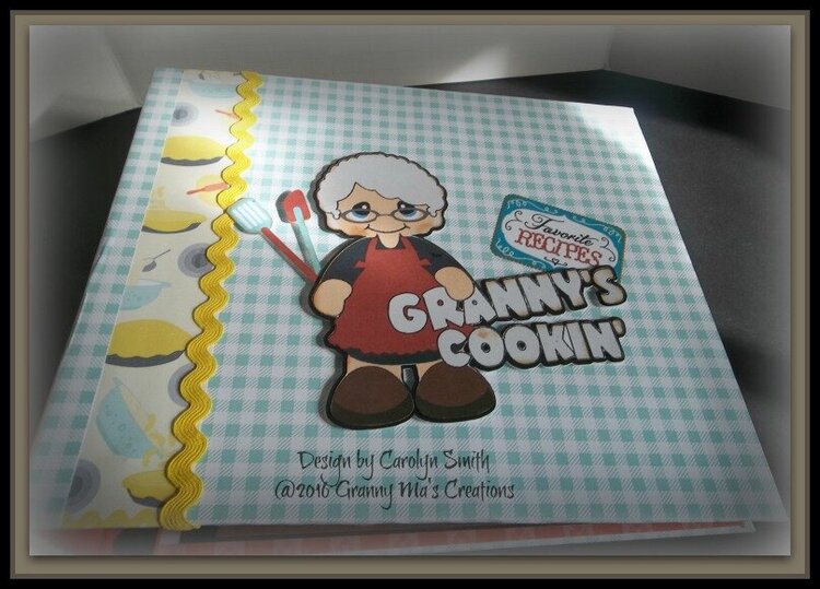 Granny&#039;s Cookin&#039; Recipe 8x8 Mini Album