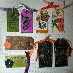 Halloween tags ~4