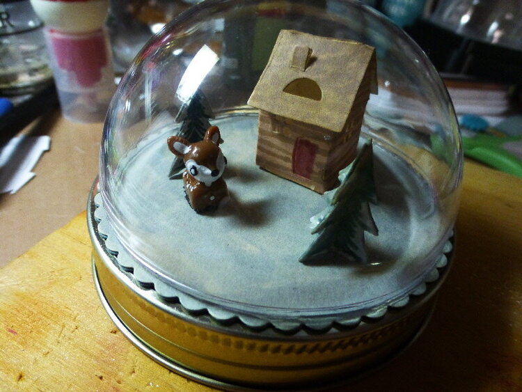 Snow Globe with Magnetized Movement