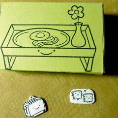 Love 'n Breakfast Earring and Gift Box