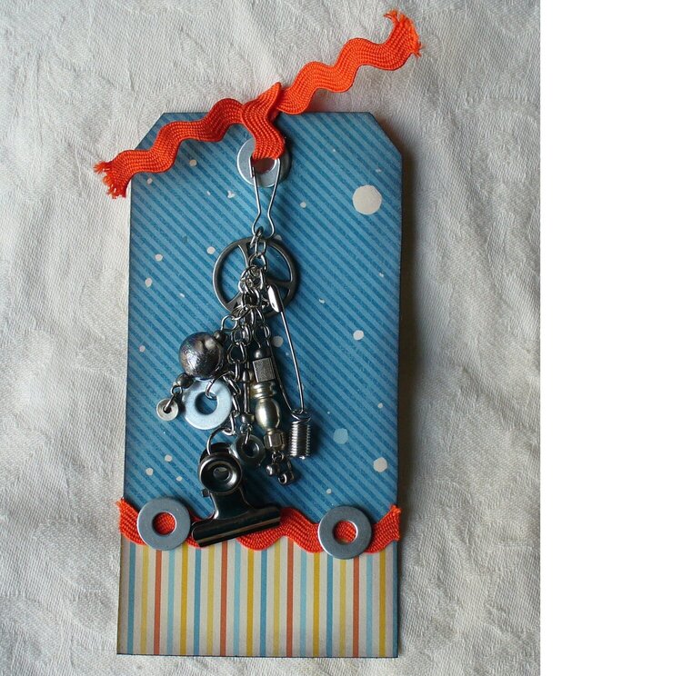 Junky Charm with Retro Tag